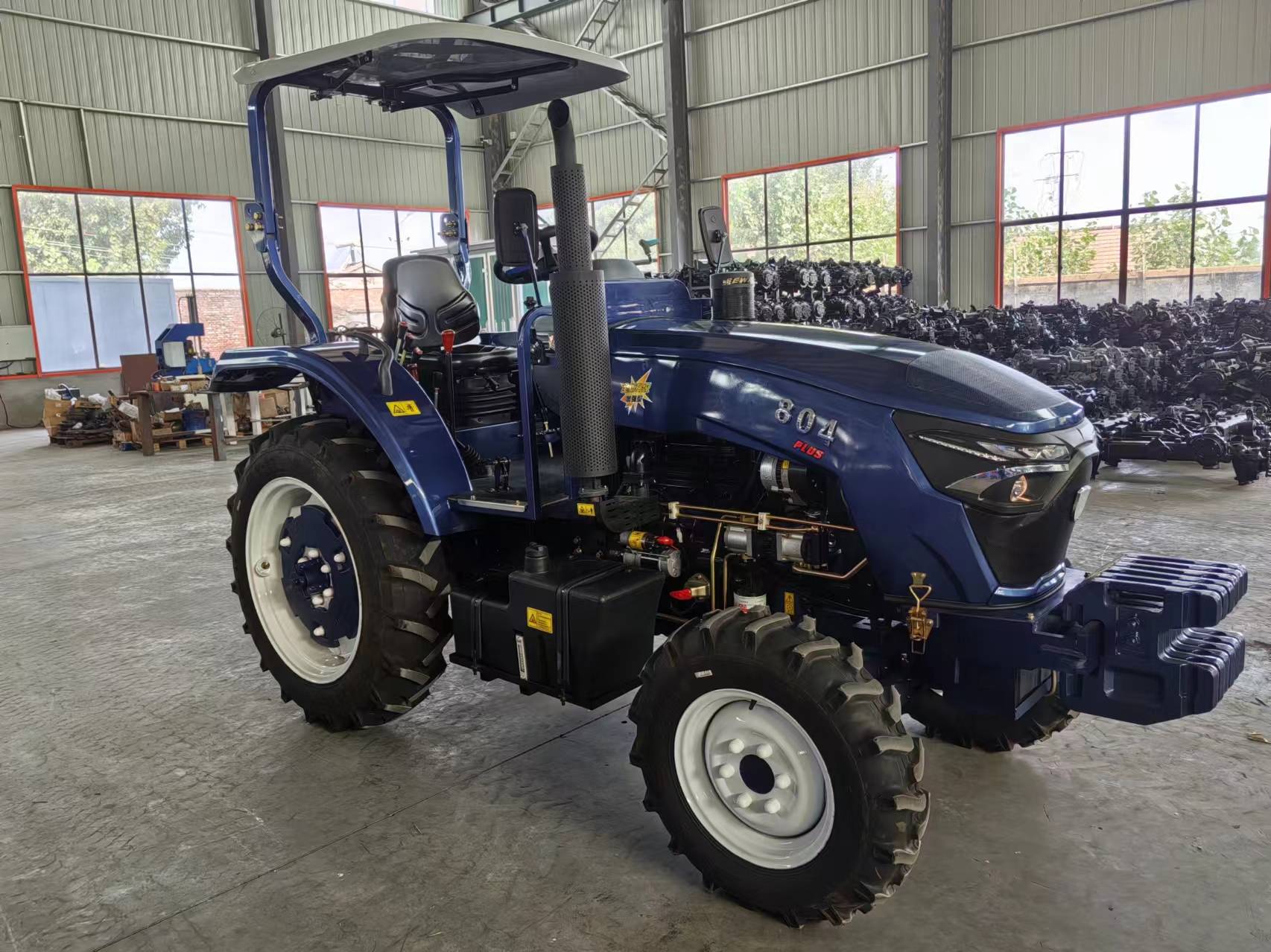 Tractor de ruedas pequeñas 4×4 50HP