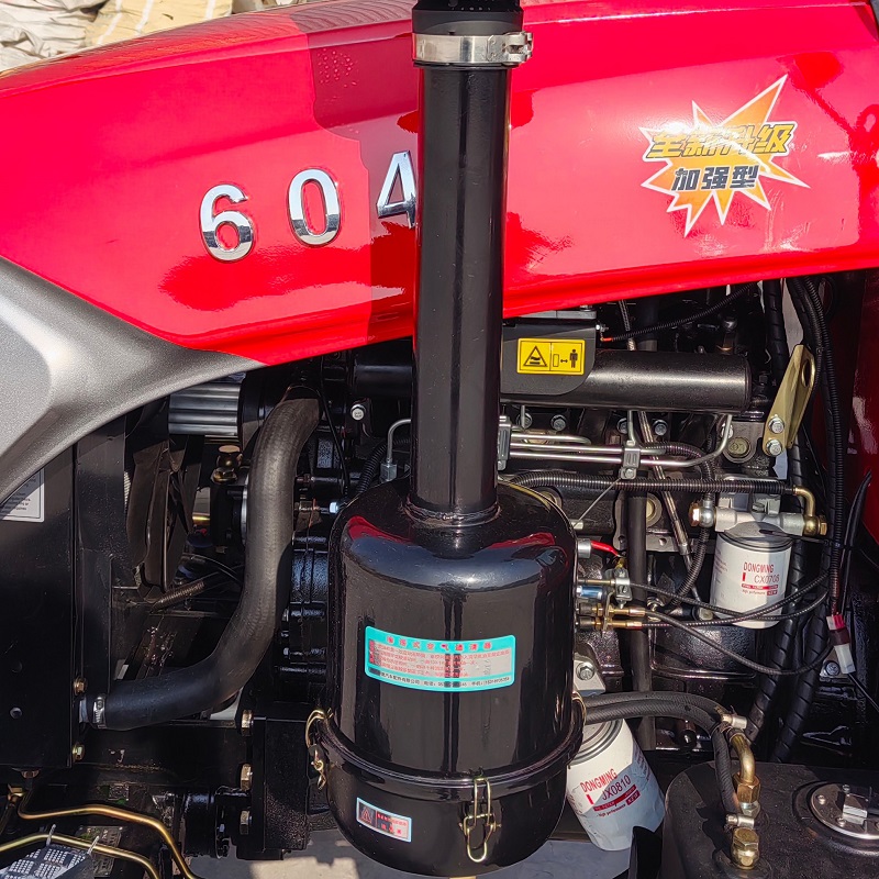 Tractor compacto REX de 60 HP con las mejores ofertas