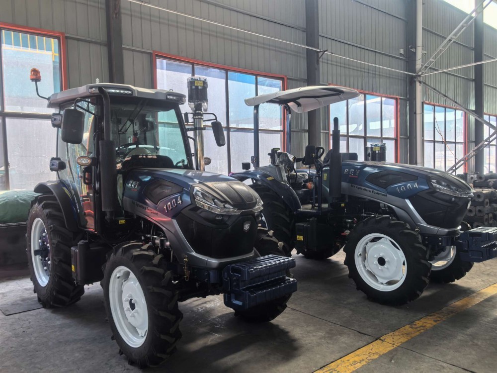 Equipos agrícolas para tractores.Maquinaria