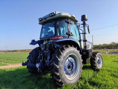 130HP Agriculture Farming Equipment