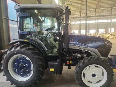 120HP  Agriculture Department Green Tractor